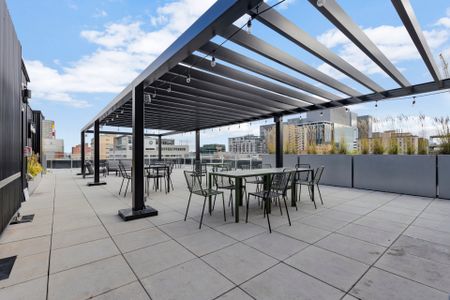 1406 Rue Ste Élisabeth, Montréal (Ville-Marie), QC H2C - Photo 2