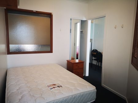 Fully Furnished Apartment at Arrow on Swanston! - Photo 5