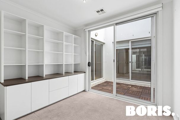 4/31 Tallara Parkway, Narrabundah ACT 2604 - Townhouse For Rent | Domain - Photo 1