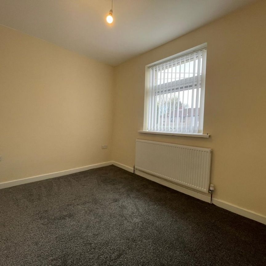 3 bed Semi-Detached - To Let - Photo 1