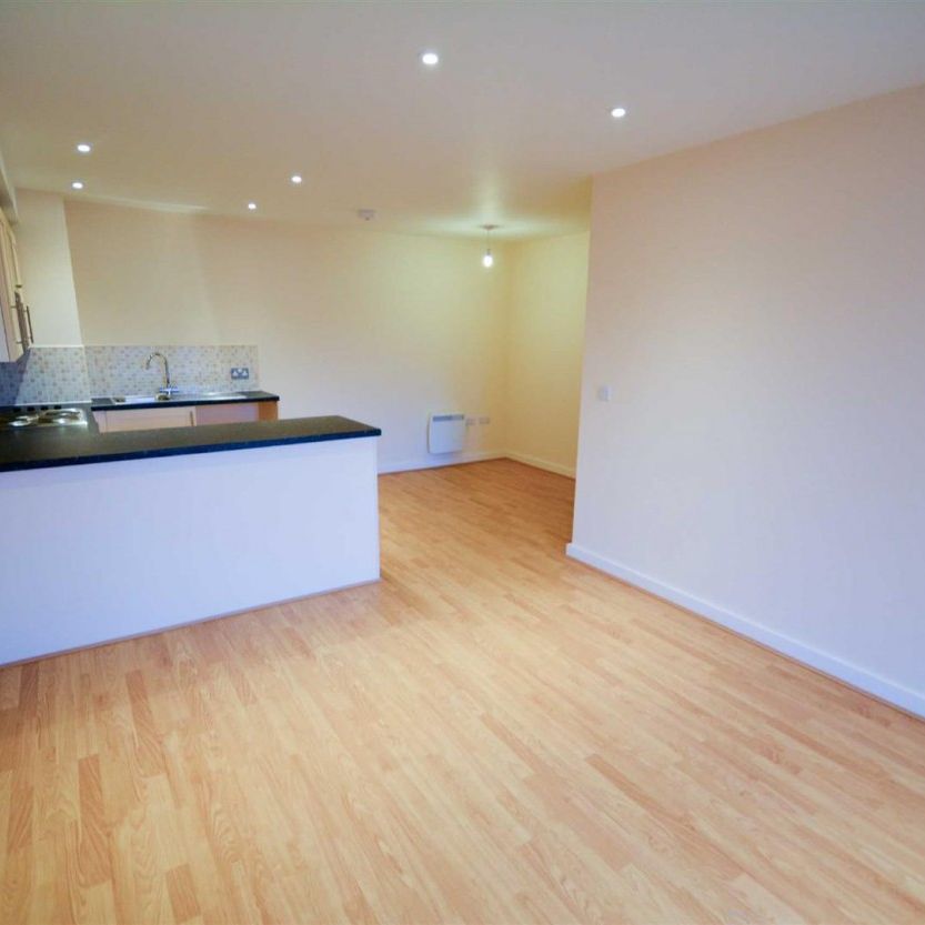 2 bed Apartment for Rent - Photo 1