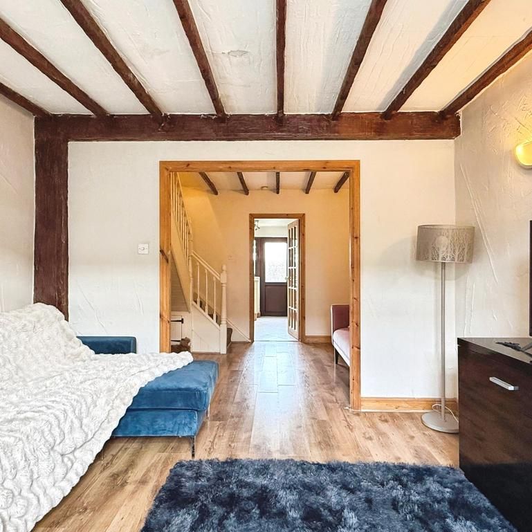 2 bedroom terraced house to rent - Photo 1