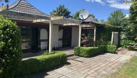 SUPERB ON STAPLETONS!! - Photo 4