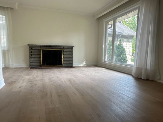 For Lease - 425 Maple Grove Drive, Oakville, Ontario - Photo 1