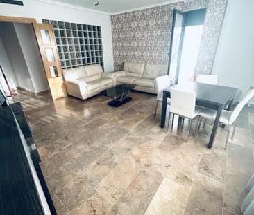 Apartamento de alquiler en Arquitecto Vandelvira, Centro - Photo 1