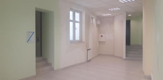 LOKAL PRZY DEPTAKU 5.200 PLN / m-c - Photo 2