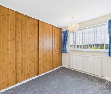 3 bedroom detached house to rent - Photo 3