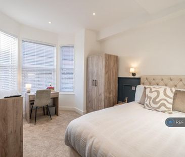 1 bedroom in a house share to rent - Photo 4