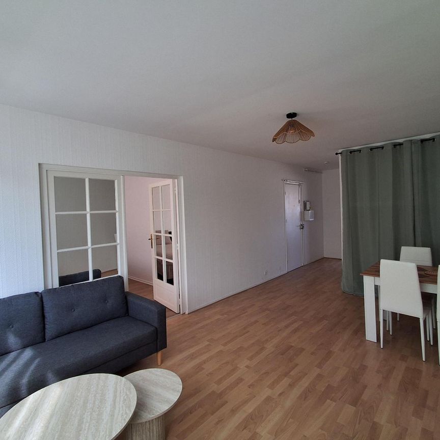 Location Appartement 2 pièces 54m² ST ETIENNE 42100 - Photo 1