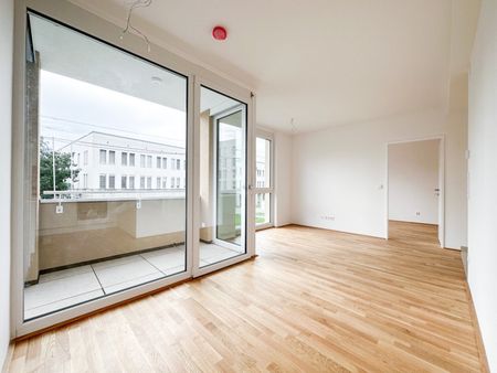 Moderne 3-Zimmer-Wohnung mit sonniger Loggia in zentraler Lage - Foto 2