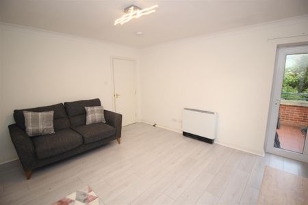 Blagdon Court, Belvedere Gardens, Benton, Newcastle Upon Tyne NE12 - Photo 3