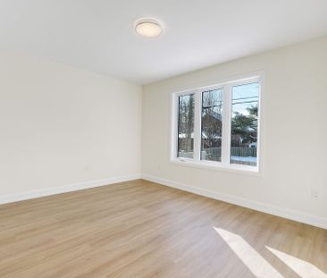 For Lease - 958 Fisher Avenue Unit# B, Carlington - Central Park, O... - Photo 3