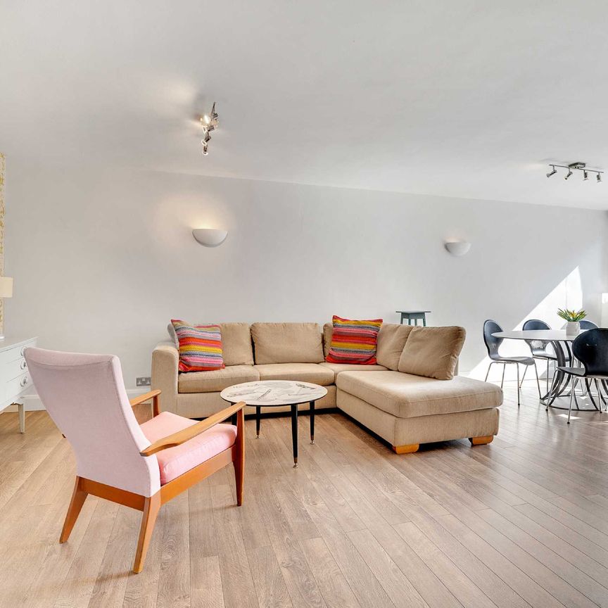 Upper Ground, Upper Ground, SE1, London - Photo 1