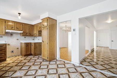 12063 Av. Longtin, H4K 2M6, H4K 2M6, Montréal - Photo 3