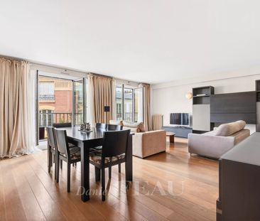 Tout savoir sur cet appartement dans le quartier Ecole Militaire, à... - Photo 2