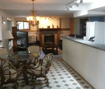 Comfortably newly furnished, garden suite with own entrance and pat... - Photo 1
