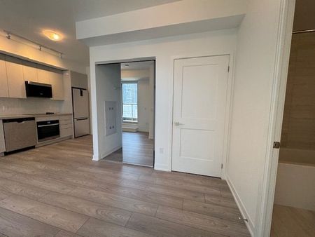 For Lease - 10 Abeja Street Unit# #718, Vaughan, Ontario - Photo 4