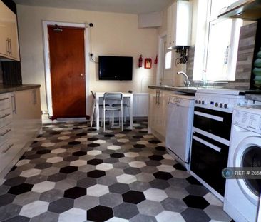 7 bedroom terraced house to rent - Photo 5