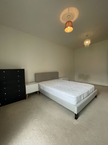 1 Bed Flat, Deauvile Close, E14 - Photo 3