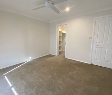 Rural Family Home with Magnificent Mountain Views - Photo 5