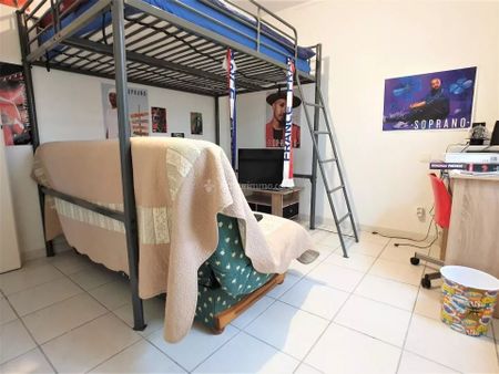 Location Maison 4 pièces 91 m2 à Gaillac - Photo 4