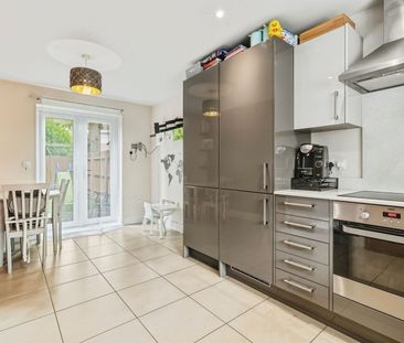 Lankester Close, CM22, Bishop'S Stortford - Photo 4