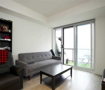 Stunning 1-bedroom + Den Condo For Rent - Photo 5