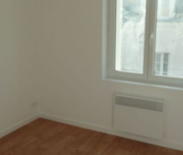 Appartement à louer 2 pièces • Tours - Photo 2