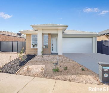 16 Legrange Crescent, Fraser Rise, VIC 3336 - Photo 4