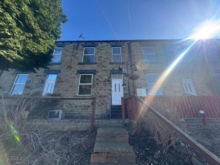 Low Road, Earlsheaton, Dewsbury - Photo 2