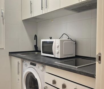 1-bedroom apartment for rent in Delicias, professionals only - Photo 3