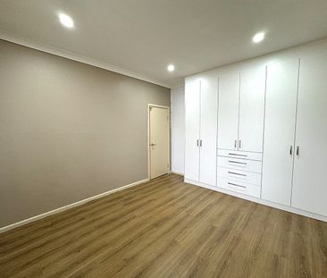 Four Bedroom Updated Family Home - Photo 3