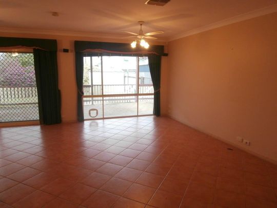 18a Scott Street, Osborne SA 5017 - House For Rent | Domain - Photo 1