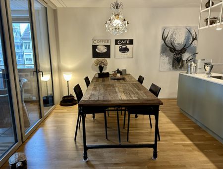 Moderne möblierte 3.5-Zimmer-Wohnung mit Balkon in Zürich - Foto 4