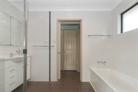 10 Teal Street, Condon QLD 4815 - House For Rent | Domain - Photo 5