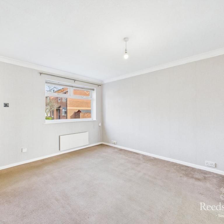 2 bedroom semi-detached house to rent - Photo 1