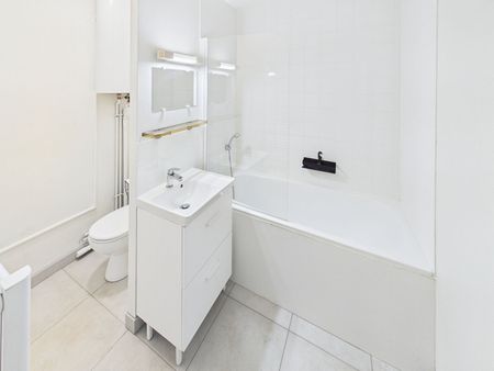 Location Appartement 1 pièce 27m² - Photo 4