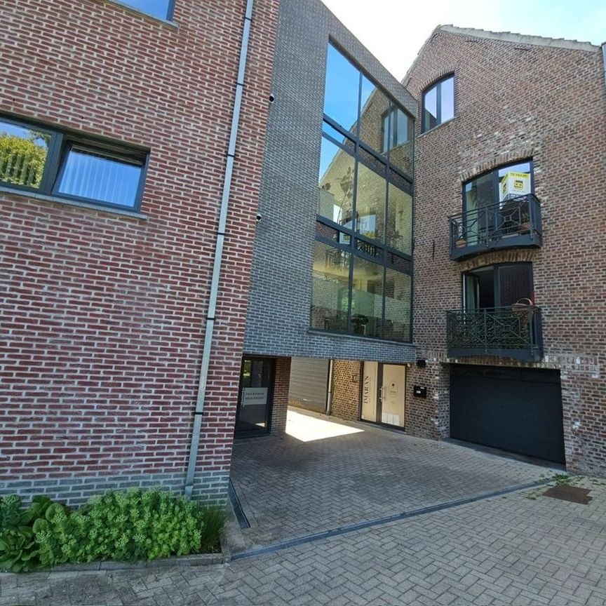 Appartement te huur in Geraardsbergen voor € 950 met 2 slaapkamers - Photo 1