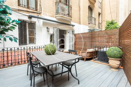 Apartment for rent on Avenida Diagonal - Photo 2