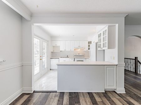 For Lease - 358 Morrish Road Unit# Main, Toronto, Ontario - Photo 5