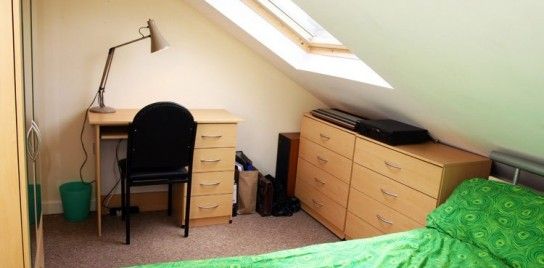 27 Hubert Road - Photo 2