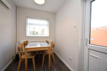 8, Linton Road, Leeds, West Yorkshire, LS17 8QH - Photo 2