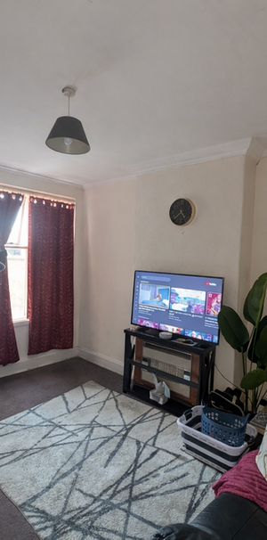 1 bedroom ground floor flat to rent - Photo 1
