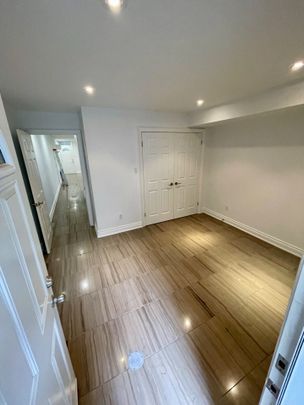 For Lease - 76 Oxford Street Unit# Basement, Toronto, Ontario - Photo 1