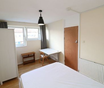 Room in a Shared Flat, Laxfield Court, E8 - Photo 1