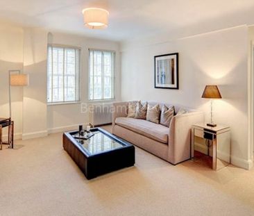 2 Bedroom flat to rent in Pelham Court, Fulham Road, Chelsea, SW3 - Photo 1