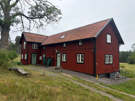 Varnö Södergård, Ornö - Photo 1