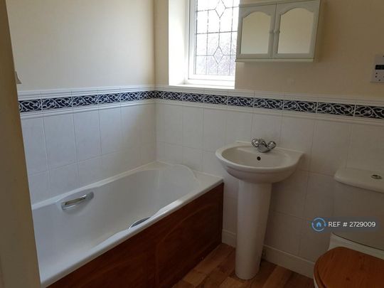 3 bedroom detached house to rent - Photo 1