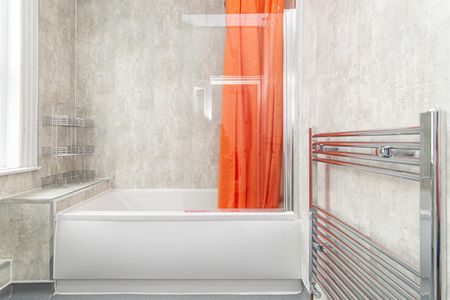 Lansdowne Gardens, Jesmond, Newcastle Upon Tyne - Photo 2