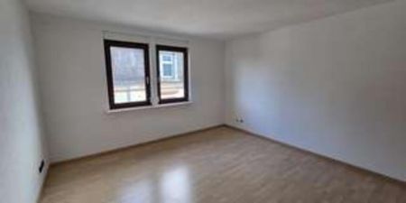 3-Zimmer Wohnung in Jugenstilhaus im Herzen Bad Nauheim mit offenem Kamin - Photo 3